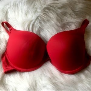 PINK Wear Everywhere Push-Up Bra